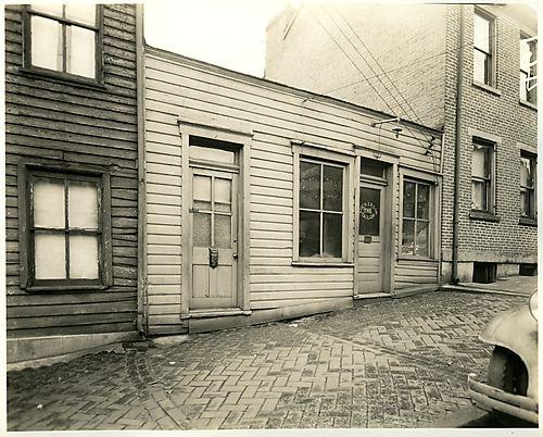 1523 Arch St. in 1942. Pittsburgh Bureau of Building Inspection, Historic Pittsburgh Site.